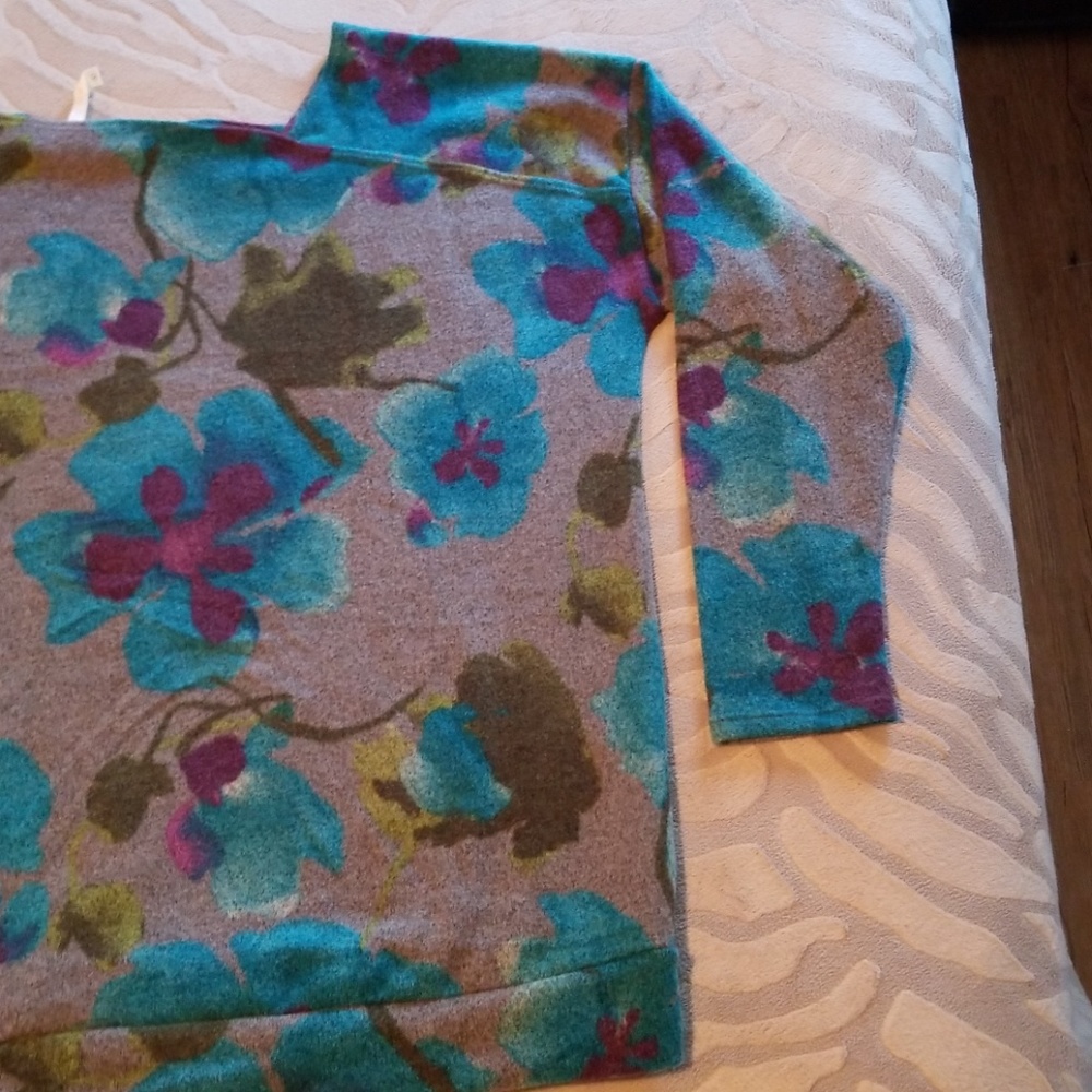 NWOT large Gray teal magenta 3/4 sleeve sweater - Picture 3 of 7